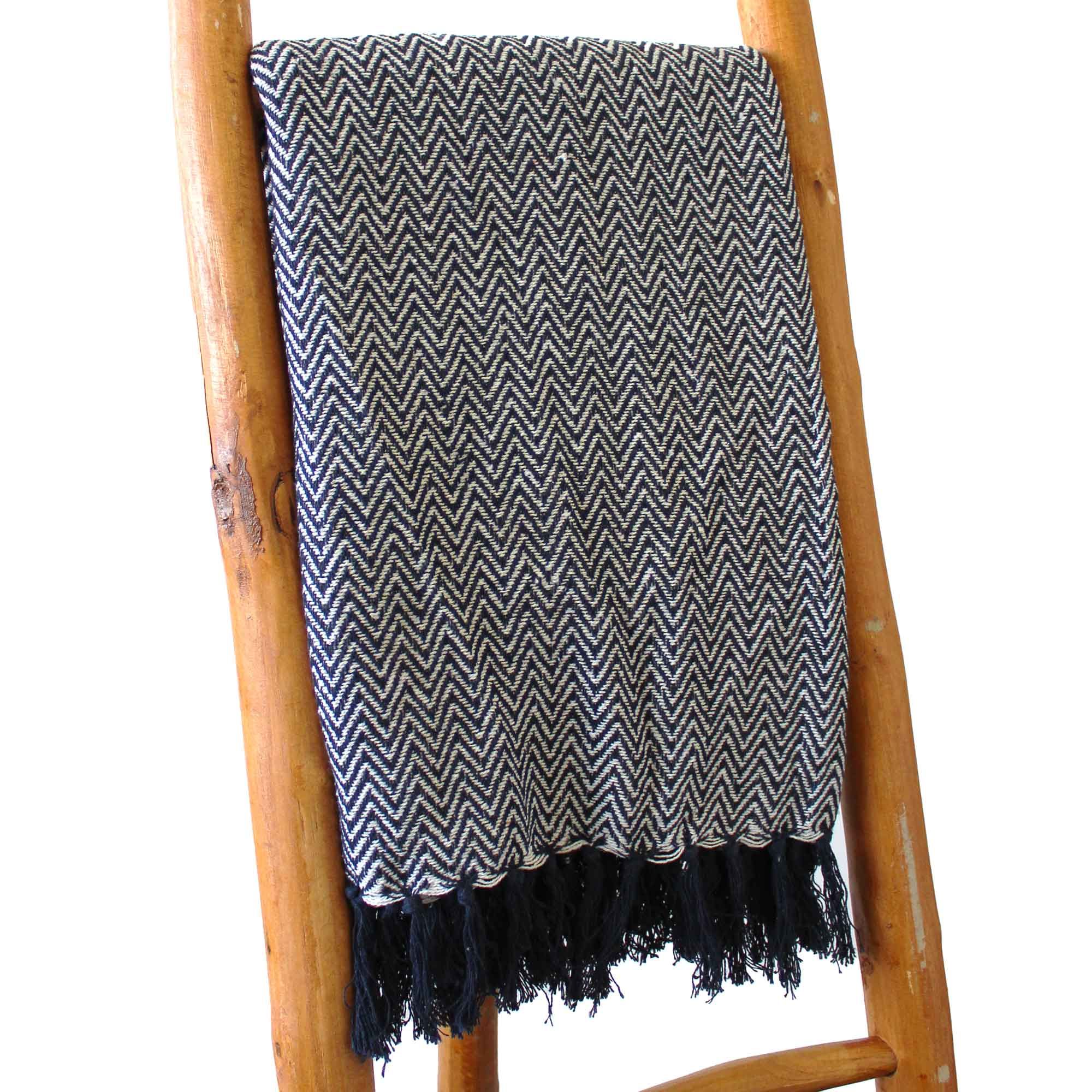 Boho Comfort Throw - Navy Zigzag